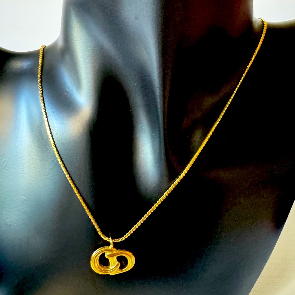 Christian Dior Gold necklace